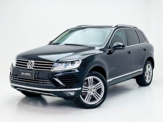 VOLKSWAGEN TOUAREG 4.2 R LINE V8 32V GASOLINA 4P TIPTRONIC